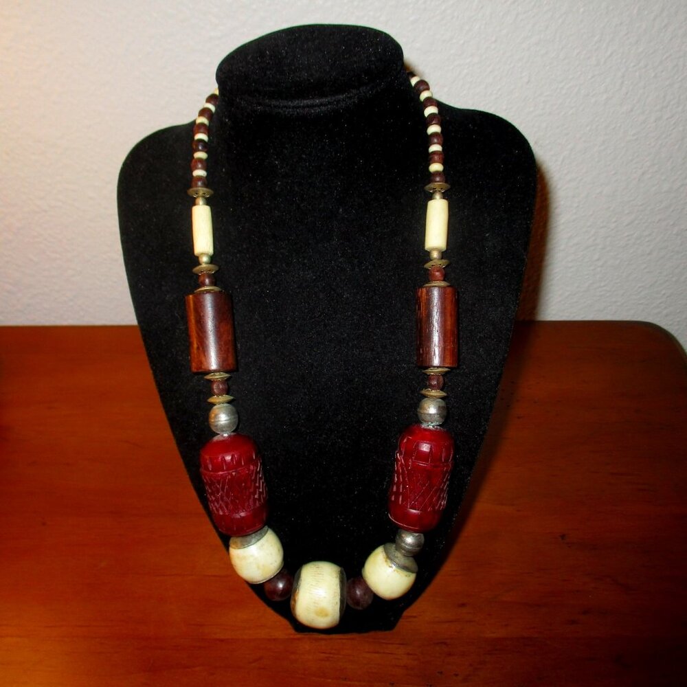 Chunky 1950's Estate Wooden Beaded Necklace